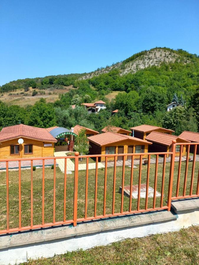 Вилно Селище Мировец Maluk Izvor  Esterno foto