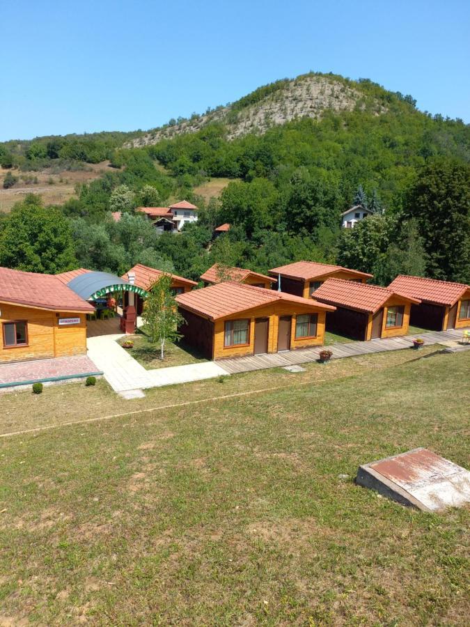 Вилно Селище Мировец Maluk Izvor  Esterno foto