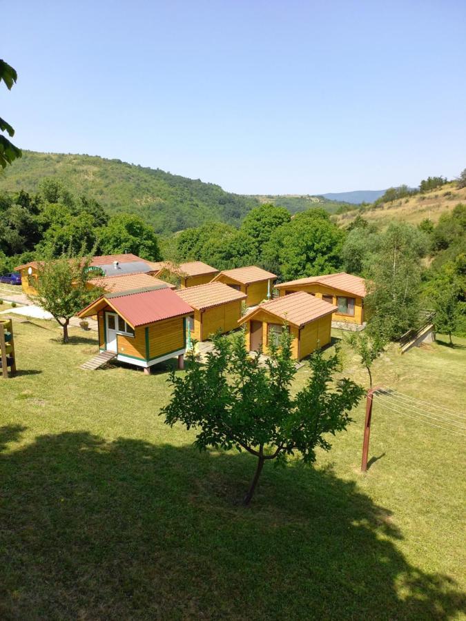 Вилно Селище Мировец Maluk Izvor  Esterno foto
